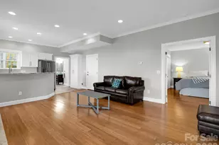 71 Carriage Highlands Ct, Hendersonville, NC 28791 - Photo 17