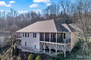 71 Carriage Highlands Ct, Hendersonville, NC 28791 - Photo 45