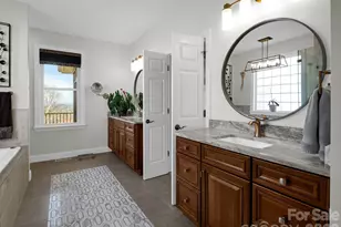 71 Carriage Highlands Ct, Hendersonville, NC 28791 - Photo 25