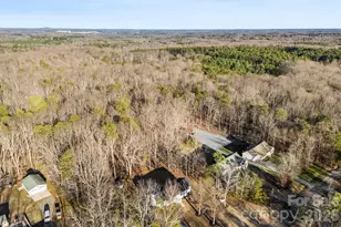 1045 Elizabeth Dr, Dallas, NC 28034 - Photo 43