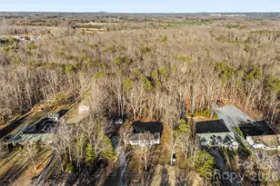 1045 Elizabeth Dr, Dallas, NC 28034 - Photo 47