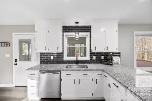 1045 Elizabeth Dr, Dallas, NC 28034 - Photo 11