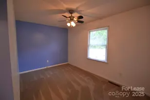 2050 35th St NE, Hickory, NC 28601 - Photo 7