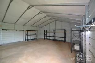 2050 35th St NE, Hickory, NC 28601 - Photo 13