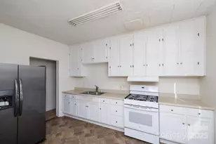 609 Bethel St, Clover, SC 29710 - Photo 11