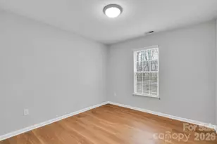 311 Margaret Kelly Ct, Charlotte, NC 28216 - Photo 25