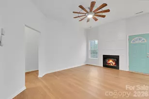 311 Margaret Kelly Ct, Charlotte, NC 28216 - Photo 7