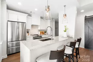 210 N Church St, Charlotte, NC 28202 - Photo 5