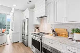 210 N Church St, Charlotte, NC 28202 - Photo 7