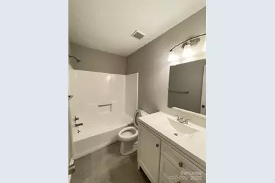 2109 Heather Glen Lane, Charlotte, NC 28208 - Photo 15