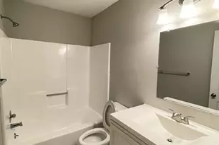 2109 Heather Glen Ln, Charlotte, NC 28208 - Photo 15