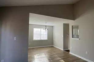 2109 Heather Glen Ln, Charlotte, NC 28208 - Photo 9