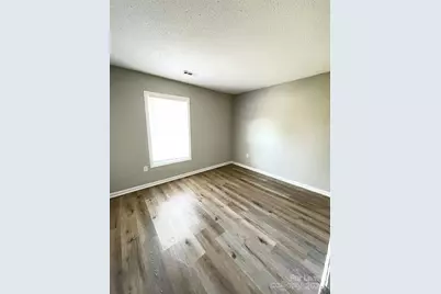 2109 Heather Glen Lane, Charlotte, NC 28208 - Photo 3