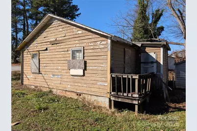 310 W Floyd Baker Boulevard, Gaffney, SC 29341 - Photo 7