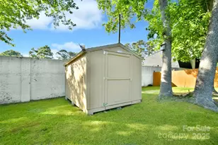 1641 Eastwood Dr, Kannapolis, NC 28083 - Photo 17