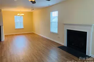 1941 Pheasant Glen Rd, Charlotte, NC 28214 - Photo 5