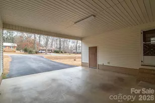 1401 Powderhorn Rd, Lancaster, SC 29720 - Photo 9