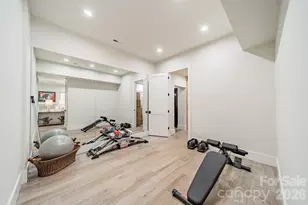 3319 Gresham Pl, Charlotte, NC 28211 - Photo 37
