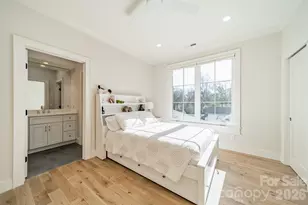 3319 Gresham Pl, Charlotte, NC 28211 - Photo 25