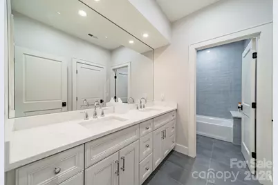 3319 Gresham Place, Charlotte, NC 28211 - Photo 25