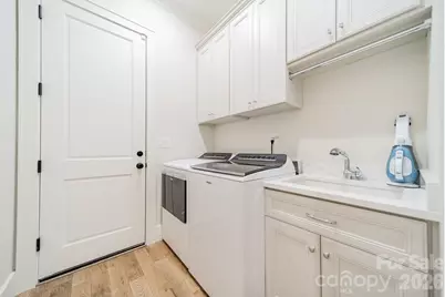 3319 Gresham Place, Charlotte, NC 28211 - Photo 17