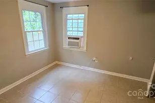 508 Arlington Cir NW, Lenoir, NC 28645 - Photo 5