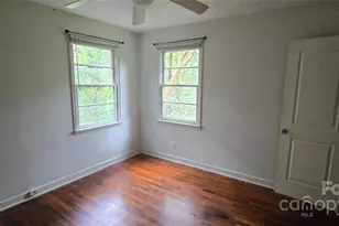 508 Arlington Cir NW, Lenoir, NC 28645 - Photo 5