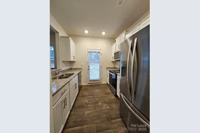 8017 Murray Branch Drive, Charlotte, NC 28216 - Photo 5