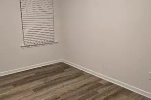 8017 Murray Br Dr, Charlotte, NC 28216 - Photo 19