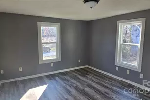 500 Dogwood St, Hudson, NC 28638 - Photo 3