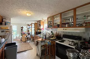 2913 Crystal Dr, Midland, NC 28107 - Photo 5