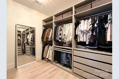 2057 13th Street NE, Hickory, NC 28601 - Photo 25