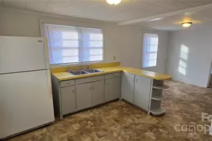 1511 Fred Watson Pl, Lenoir, NC 28645 - Photo 3