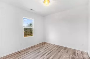 2016 Willis Rd, Shelby, NC 28152 - Photo 15