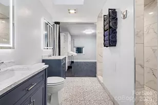 316 W 10th St, Charlotte, NC 28202 - Photo 25