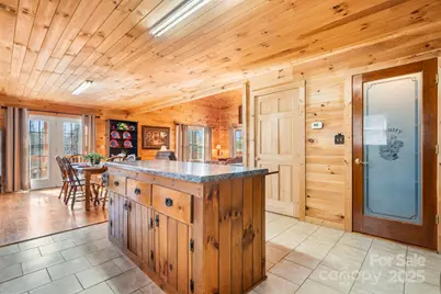 240 Wildwood Road, Lenoir, NC 28645 - Photo 11