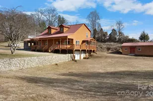 240 Wildwood Rd, Lenoir, NC 28645 - Photo 3