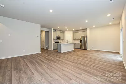 2101 Sunflower Circle, Newton, NC 28658 - Photo 5