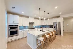 5212 Glenwalk Dr, Charlotte, NC 28269 - Photo 19