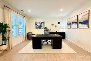 5212 Glenwalk Dr, Charlotte, NC 28269 - Photo 9