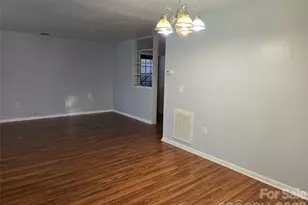 4804 Spring Lake Dr, Charlotte, NC 28212 - Photo 5