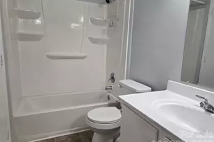 4804 Spring Lake Dr, Charlotte, NC 28212 - Photo 11