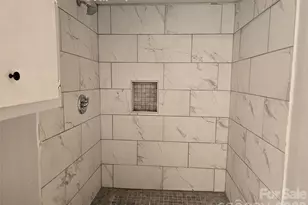 4804 Spring Lake Dr, Charlotte, NC 28212 - Photo 21