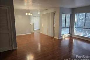 4804 Spring Lake Dr, Charlotte, NC 28212 - Photo 5