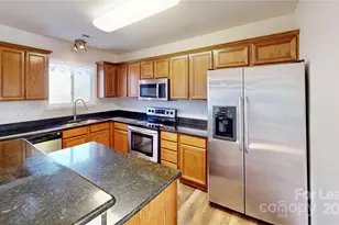 12911 Walking Stick Dr, Charlotte, NC 28278 - Photo 5