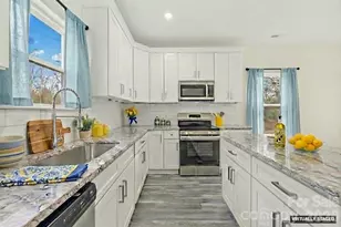 914 Wilmington Ave, Statesville, NC 28677 - Photo 5