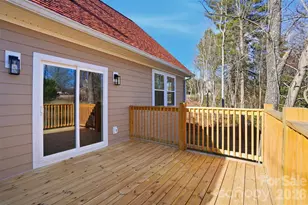 9067 McCray Farms Dr, Hickory, NC 28601 - Photo 47