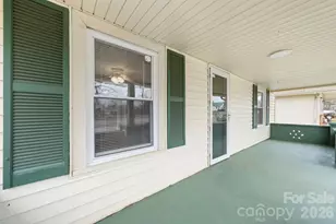 626 W Concord St, Morganton, NC 28655 - Photo 7