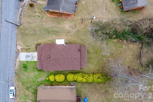 626 W Concord St, Morganton, NC 28655 - Photo 31