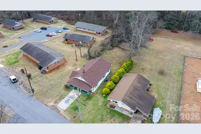 626 W Concord Street, Morganton, NC 28655 - Photo 25